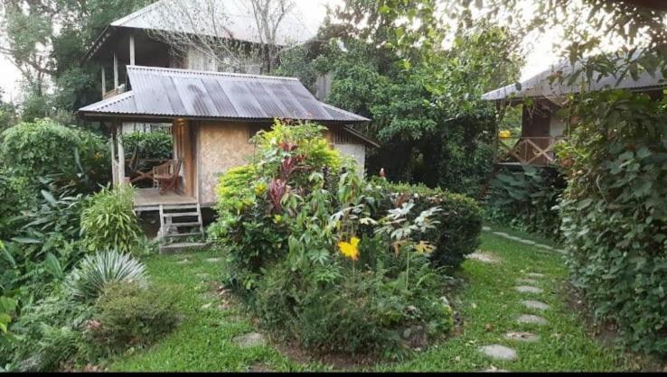 Maylyn Guesthouse Vang Vieng Exterior foto